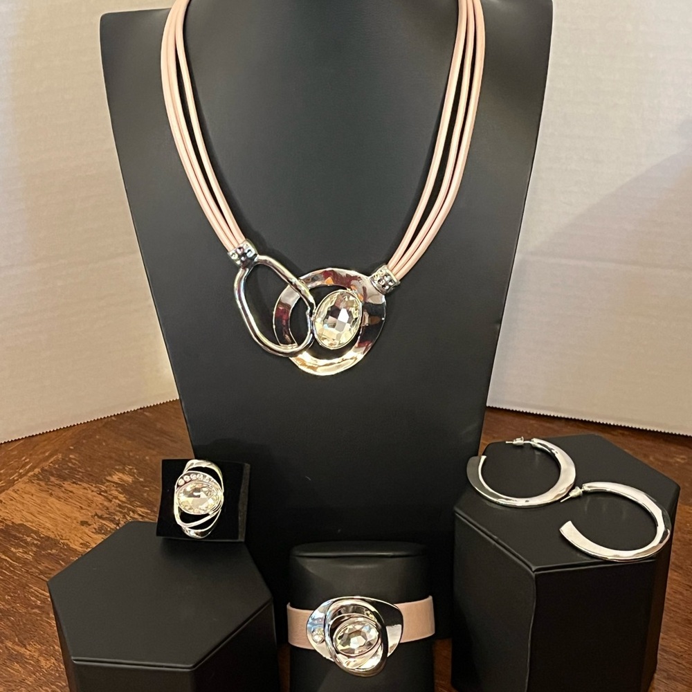 Elegant Silver and Light-Pink Jewelry Set